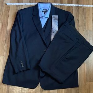 Pronto Uomo Navy suit
